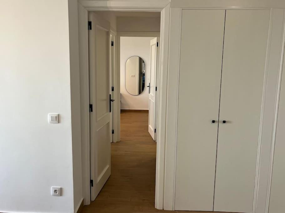 Ocean View Apartment Адехе Екстериор снимка