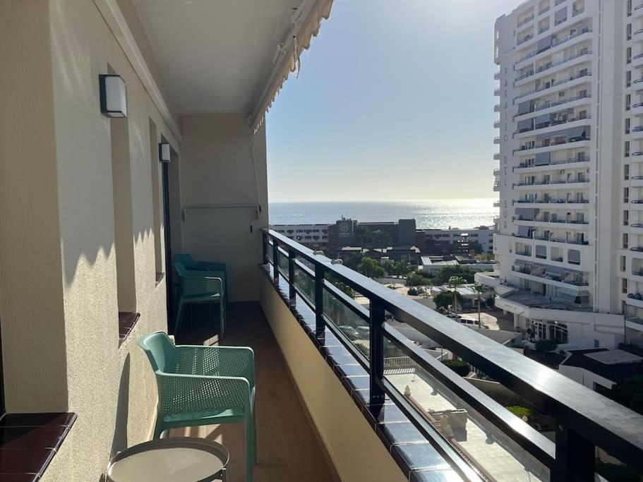 Ocean View Apartment Адехе Екстериор снимка