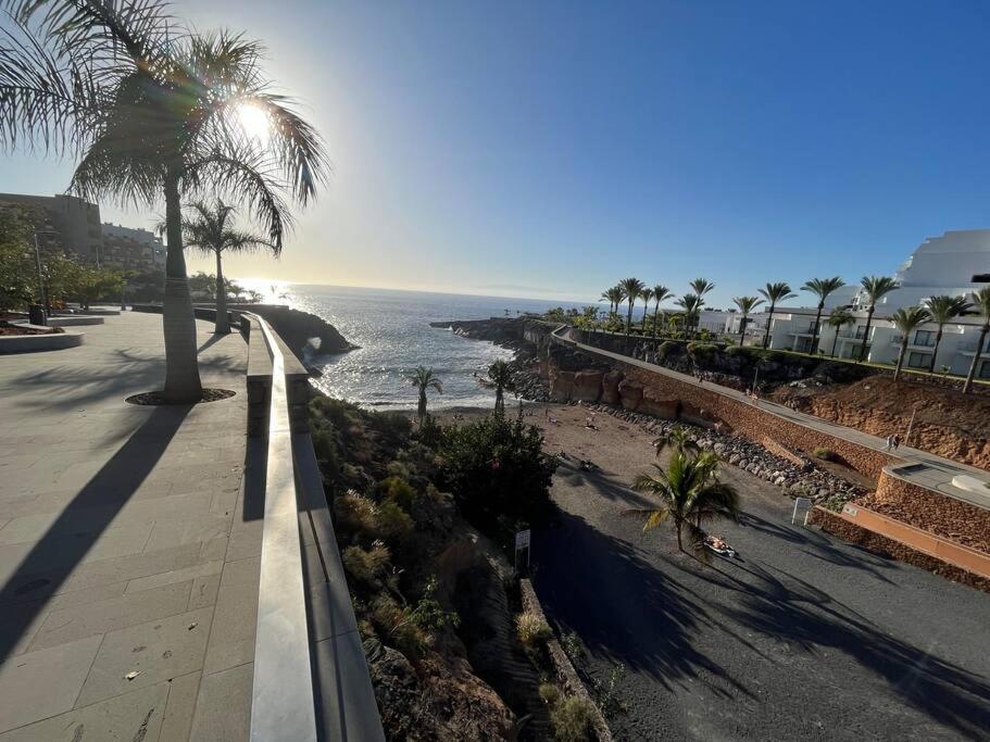 Ocean View Apartment Адехе Екстериор снимка