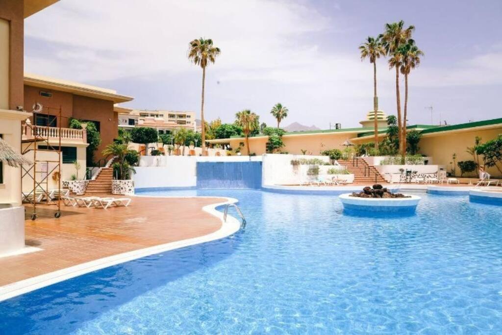 Ocean View Apartment Адехе Екстериор снимка